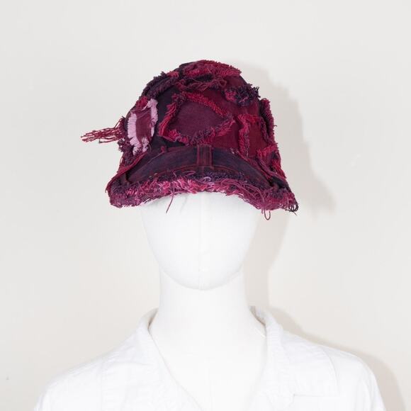 Upcycled reworked denim hat cap - Picture 2 of 5